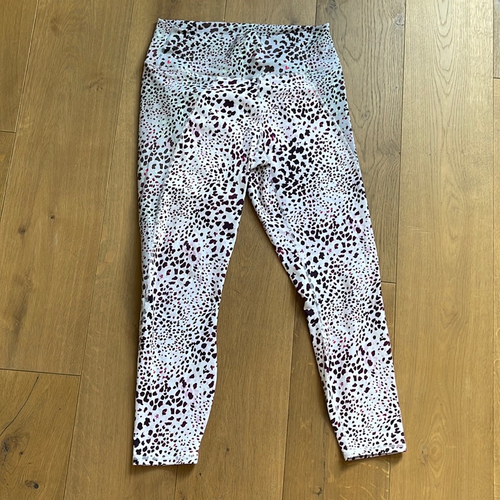 Fabletics cheetah print leggings